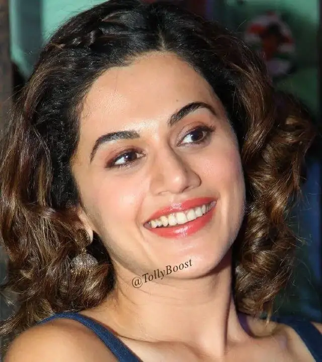 Indian Girl Taapsee Pannu Curly Hairstyle Smiling Face Closeup